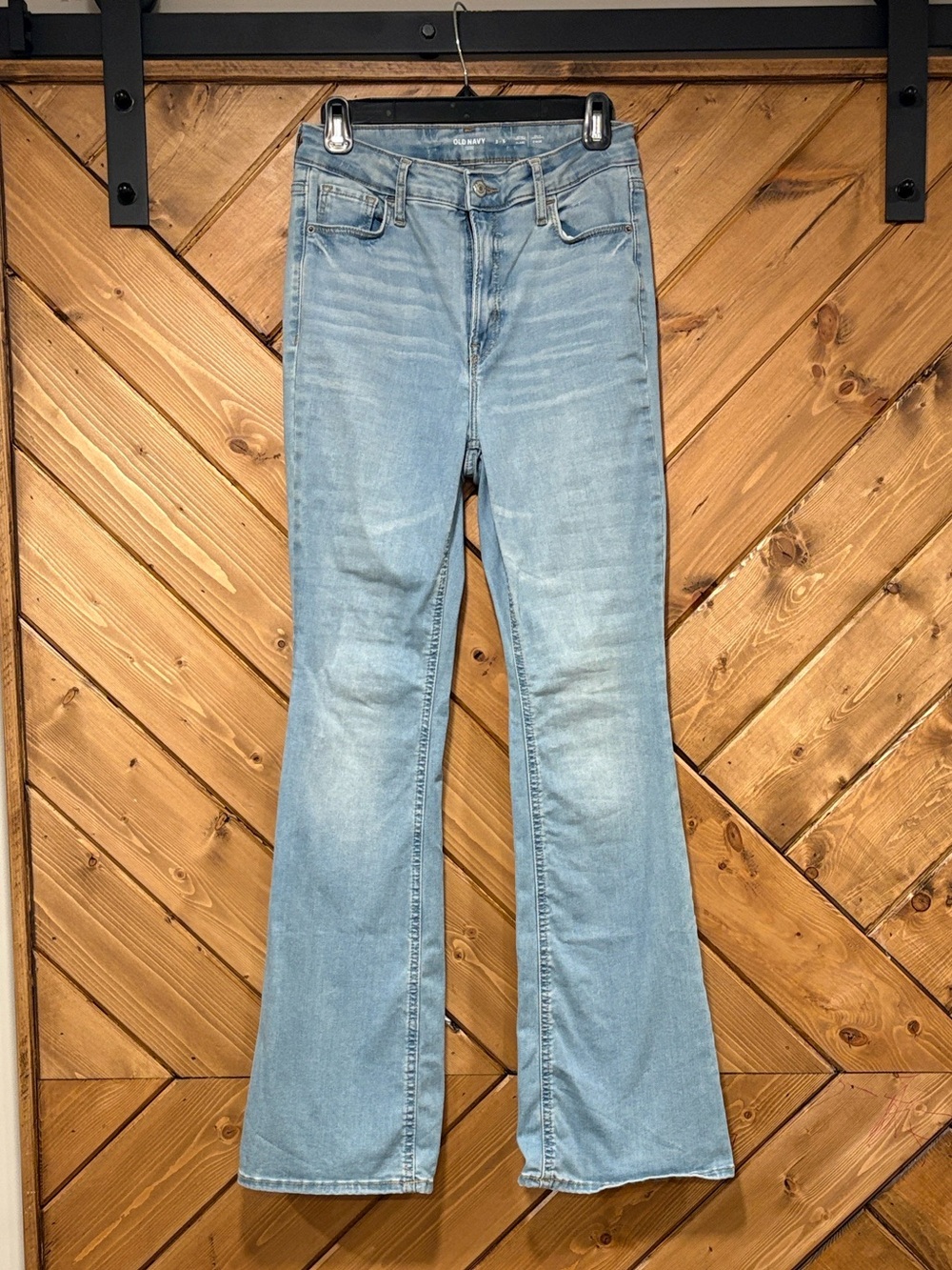 Old Navy Light Wash Women's Flare Jeans - Classic High-Rise 2-6